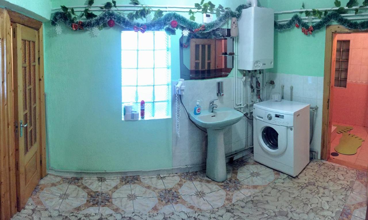 Guest House Karpaty Yaremche Luaran gambar