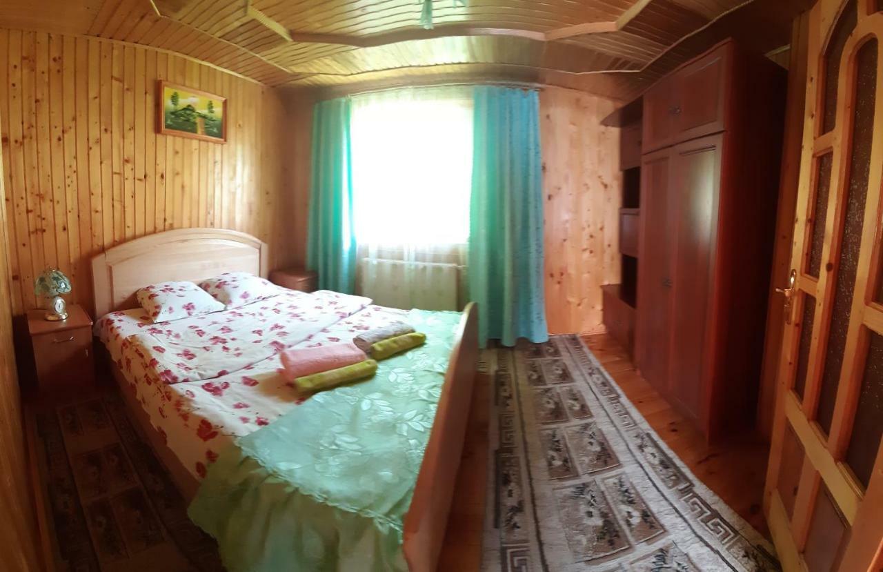 Guest House Karpaty Yaremche Luaran gambar